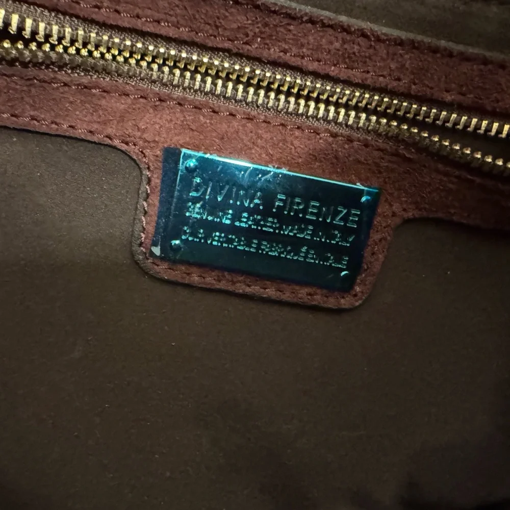 Divina Firenze East West Suede Bag - Picture 8 of 9